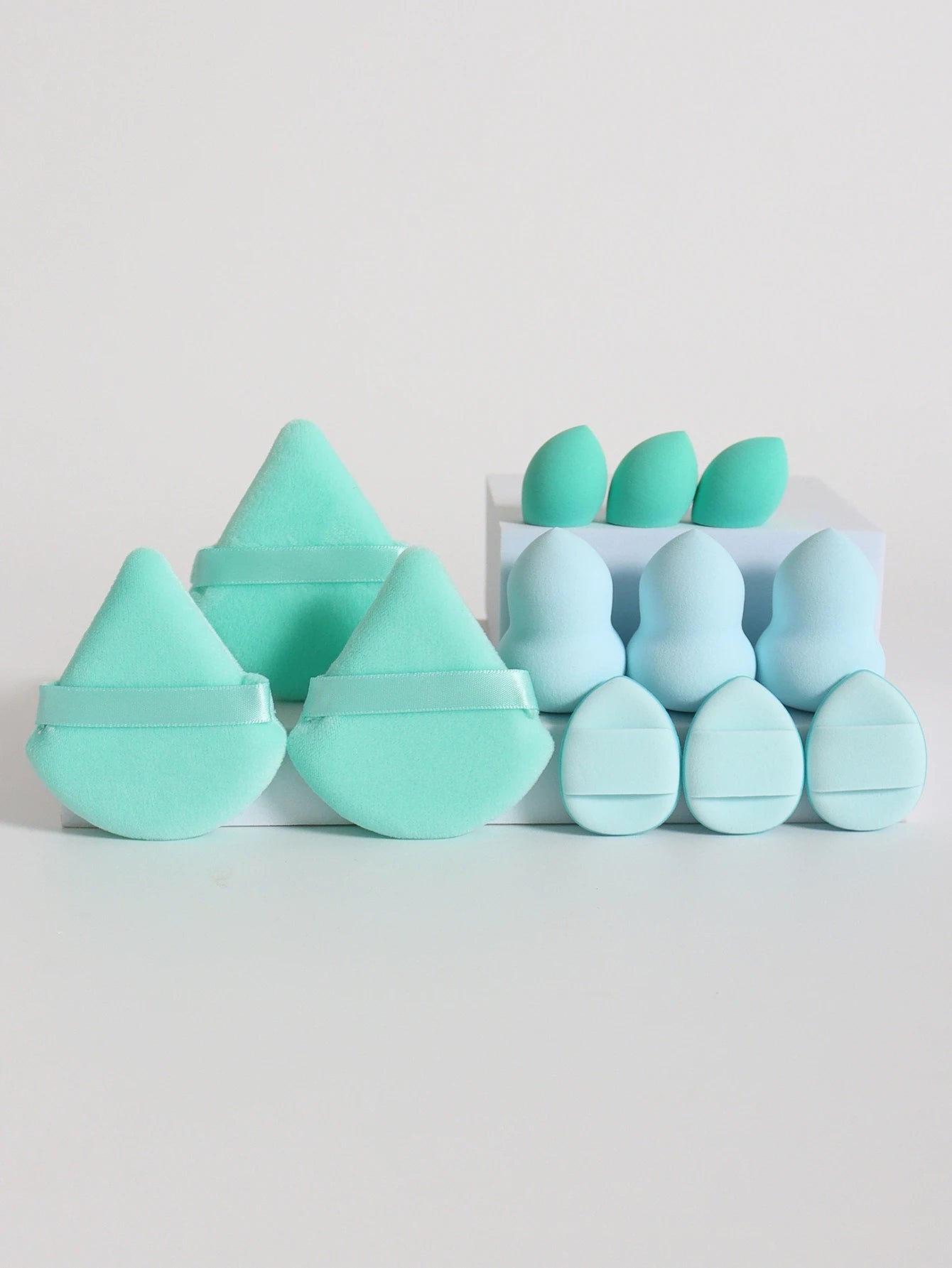 12-Piece All-Purpose Makeup Sponge Set, Made of 3 Loose Powder Puffs..